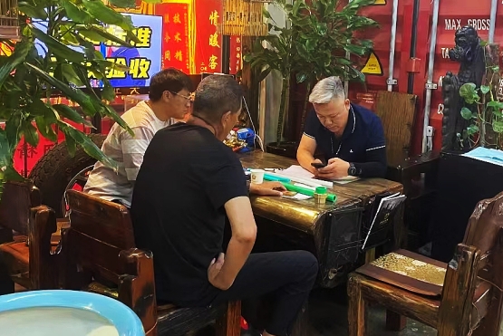 你要用集中供暖，就選老戰(zhàn)友地?zé)?>
                                </div>
                            </div>
                            <div   id=